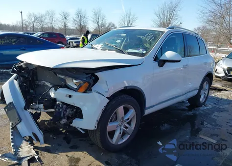 2014 Volkswagen Touareg 3.6L Lux из США, поврежденный, VIN WVGEF9BP6ED003600